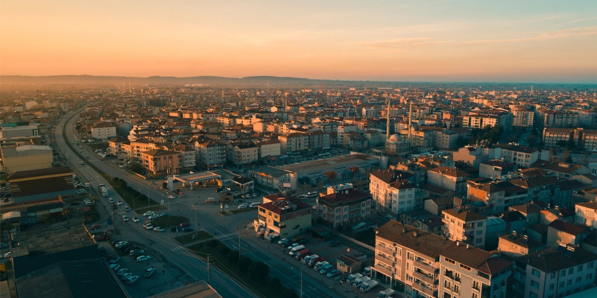 Bafra Araç Kiralama: Bafra Ovası, Kızılırmak Deltası ve Ticari Güvenlik