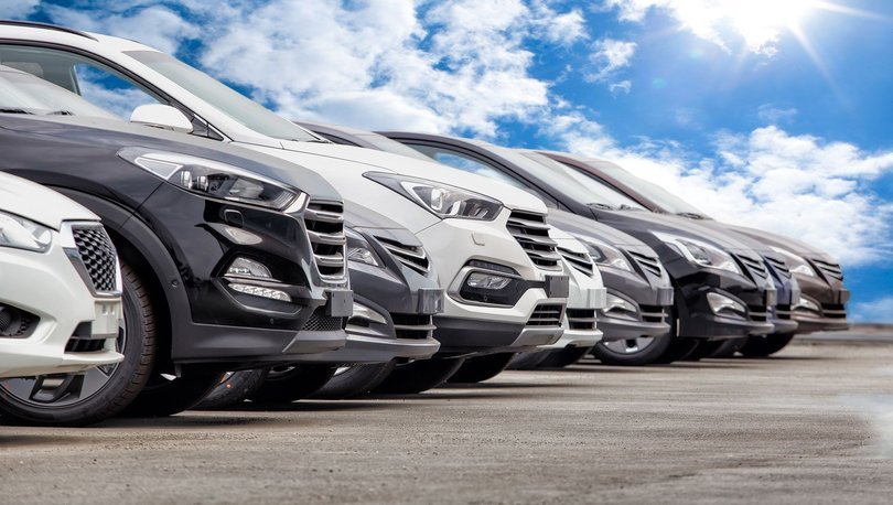 Kış Tatili İçin Araç Kiralarken Kar Lastiği ve Zincir Kurallarını Öğrenin